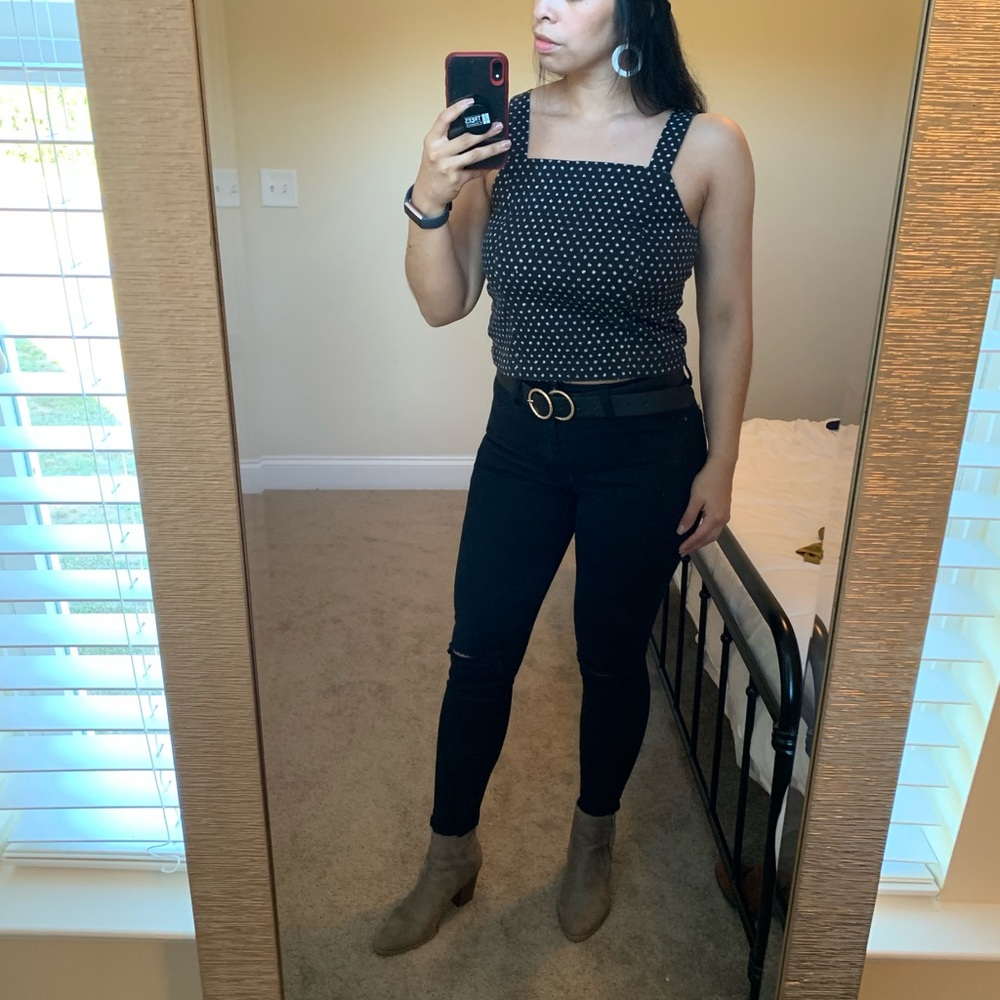 BRAND NEW cropped tank